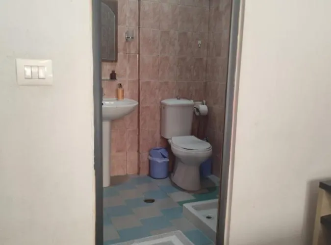 De Rada تيرانا