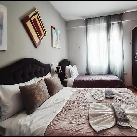 招待所 De Rada 3*