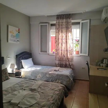 De Rada 3* 地拉那